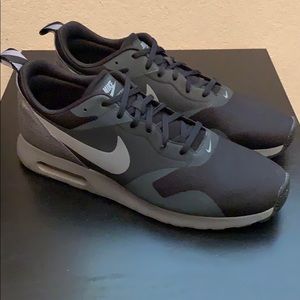 Nike Air Max “Tavas”